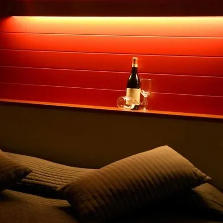 In Guest - Spacious Double In Alba Alba (Piedmont)