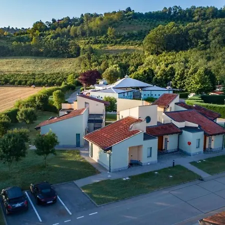 In Guest - Spacious Double In Alba