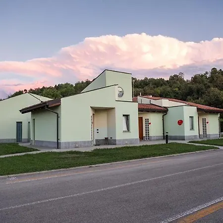 In Guest - Spacious Double In Alba Pensjonat