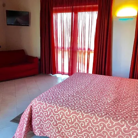In Guest - Spacious Double In Alba Pensjonat