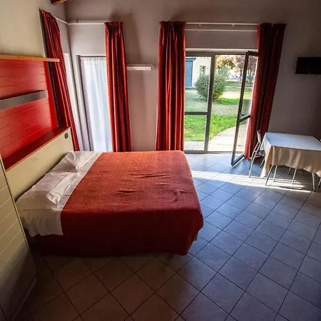 Pensjonat In Guest - Spacious Double In Alba Alba (Piedmont)