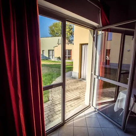 Pensjonat In Guest - Spacious Double In Alba Alba (Piedmont)