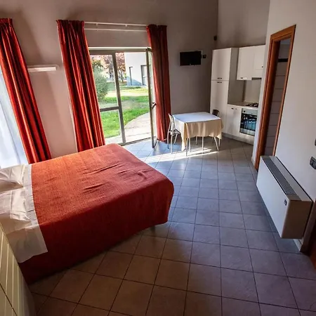 Pensjonat In Guest - Spacious Double In Alba Alba (Piedmont)