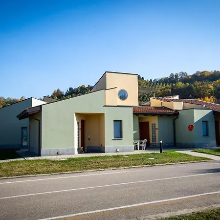 In Guest - Spacious Double In Alba * Alba (Piedmont)